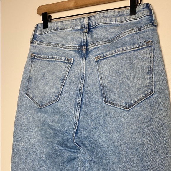 Old Navy Higher High Rise Nicky Flare Jean Raw Edge Hem Light wash Size 8 - Picture 6 of 15